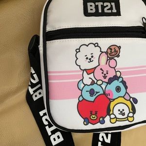 BTS purse. Never been used and I know someone would love it.